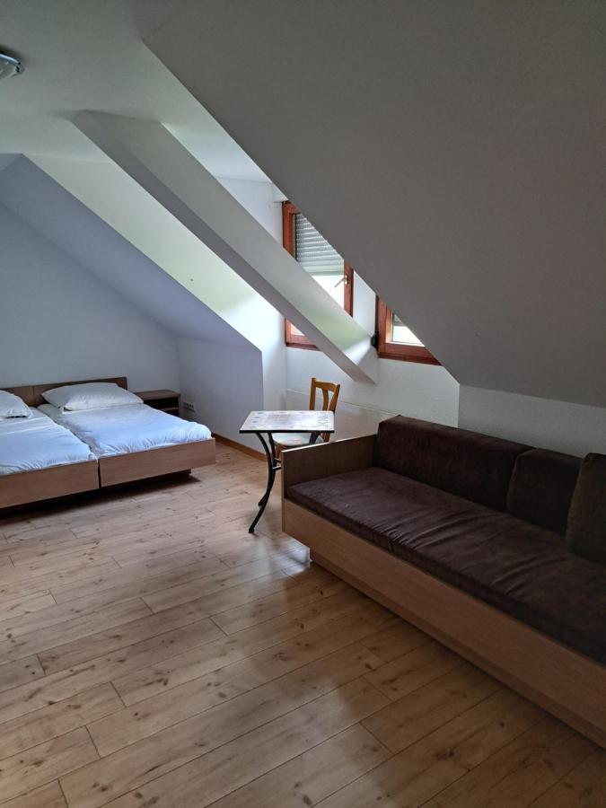 Hotel Lowen Tengen Kültér fotó